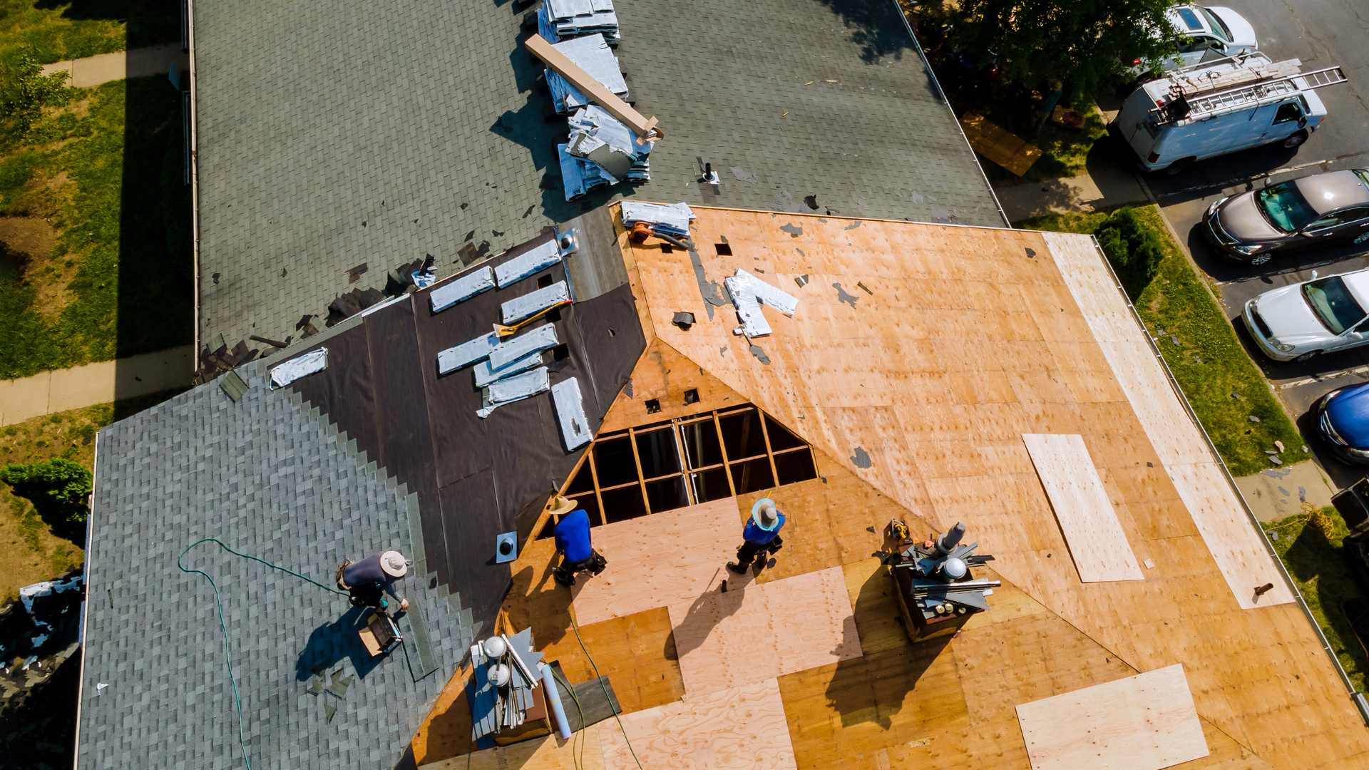 Roofing in Decatur, IL